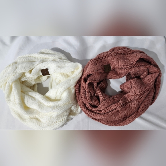 C.C Cable Knit Infinity Scarves Bundle of 2 Rose Ivory Warm Winter Trendy - Picture 1 of 5